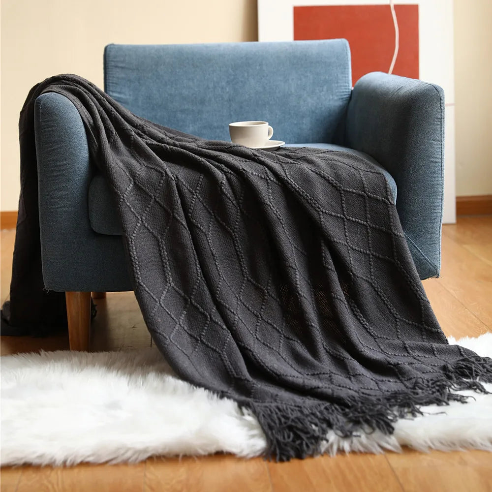 Knitted Blanket with Tassels