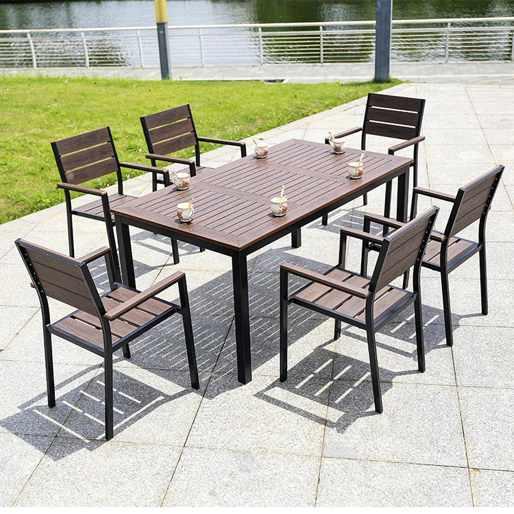 Outdoor Tables and Chairs