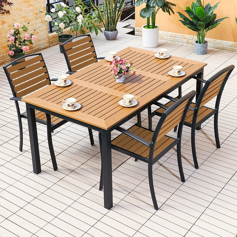 Outdoor Tables and Chairs