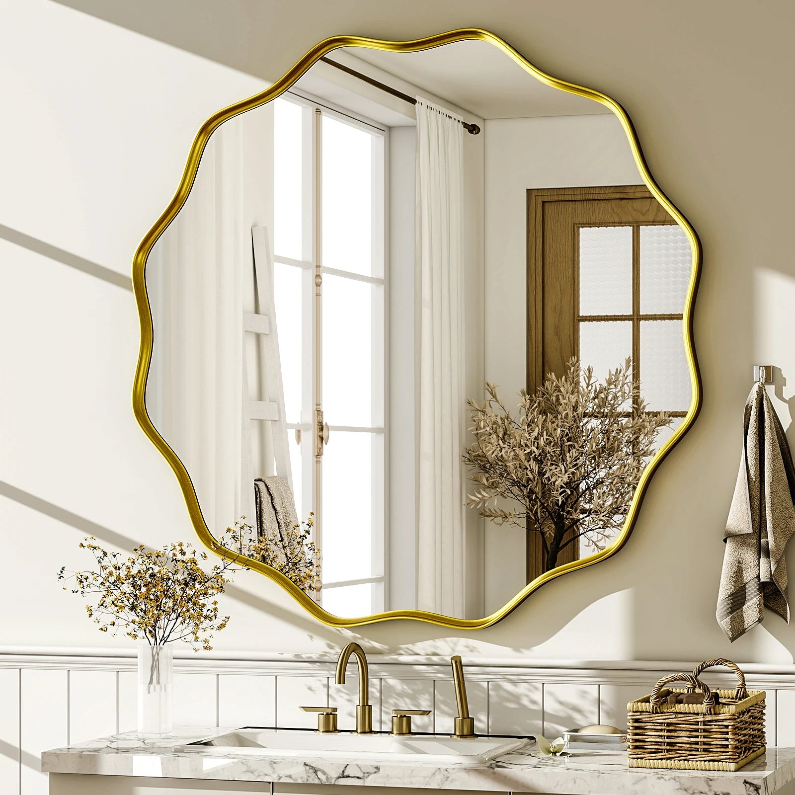 Wavy Round Mirror